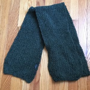 Forrest green chenille scarf from Citron